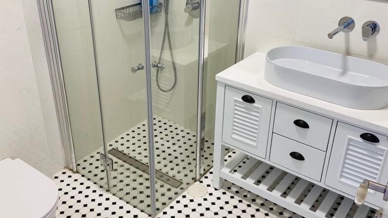 Photo of Bathroom in Rehovot