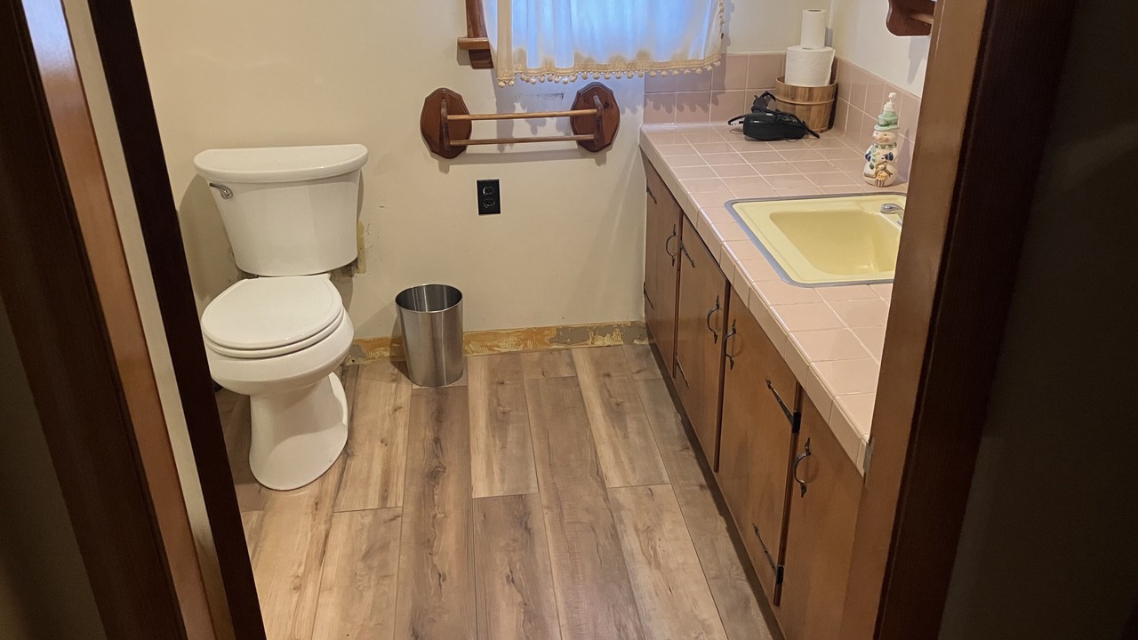 Photo of Bathroom in Errol