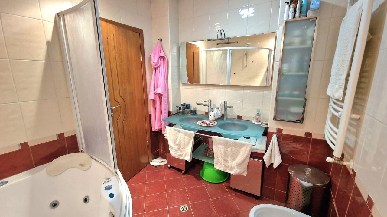 Photo of Bathroom in Razgrad