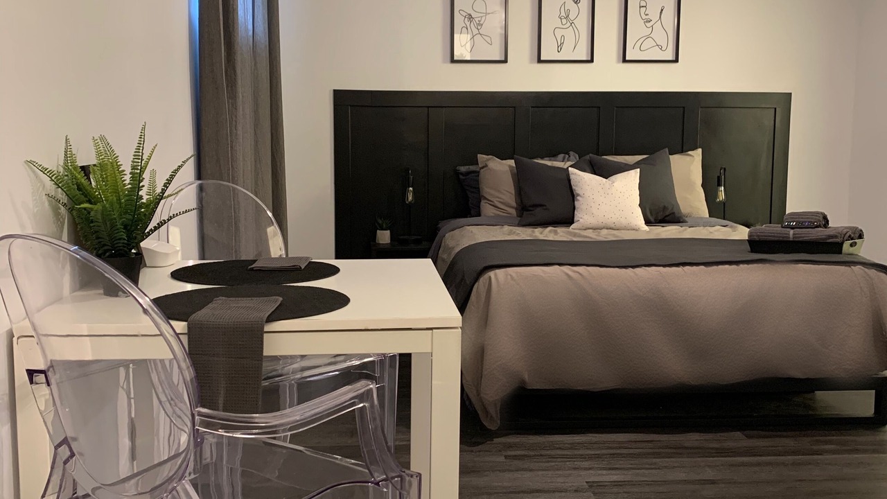 Photo of Bedroom in Longueuil
