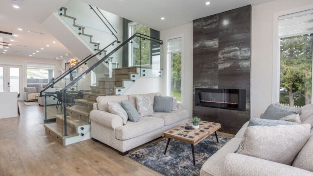 Photo of Livingroom in Newton