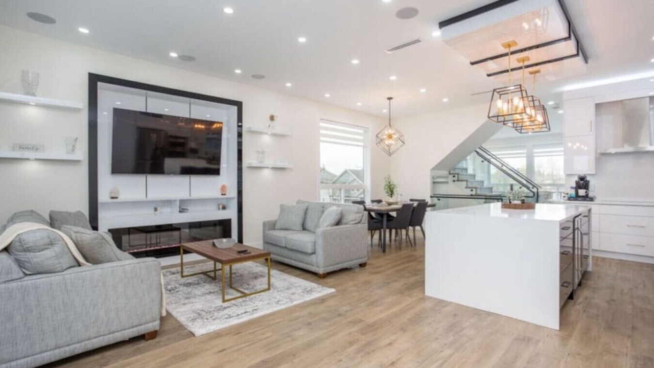 Photo of Livingroom in Newton