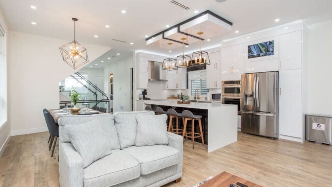 Photo of Livingroom in Newton