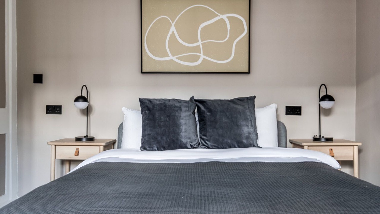 Photo of Bedroom in Wapping