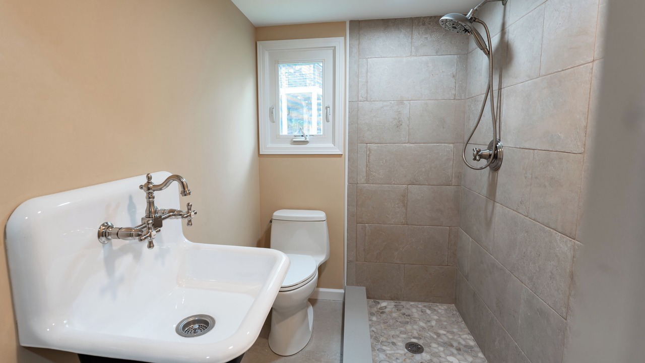 Photo of Bathroom in Wallenpaupauk Lake Estates