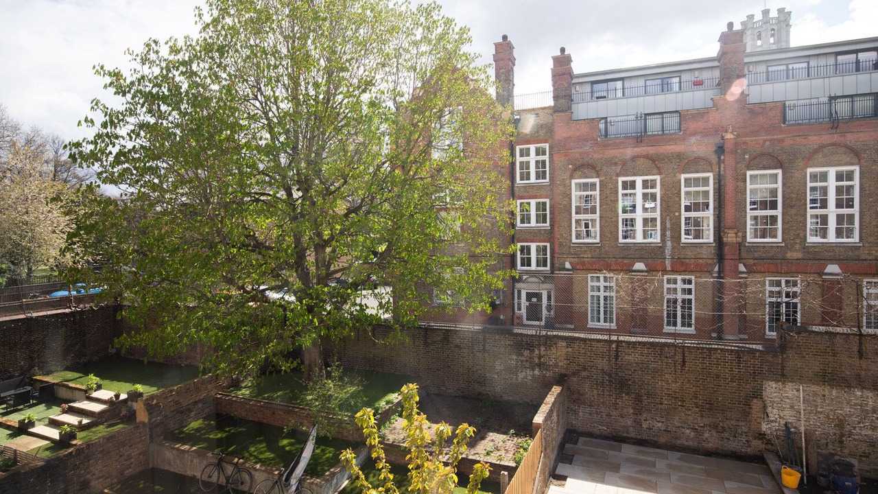 Photo of Outdoor in Wapping