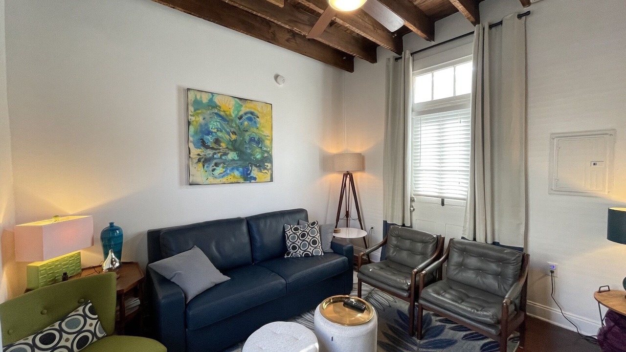 Photo of Livingroom in Lower Garden District
