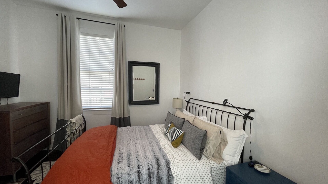 Photo of Bedroom in Lower Garden District