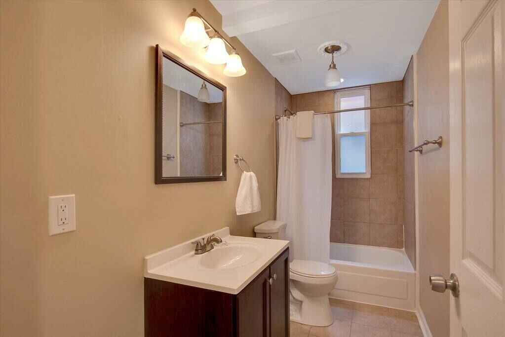 Photo of Bathroom in Southwest Garden