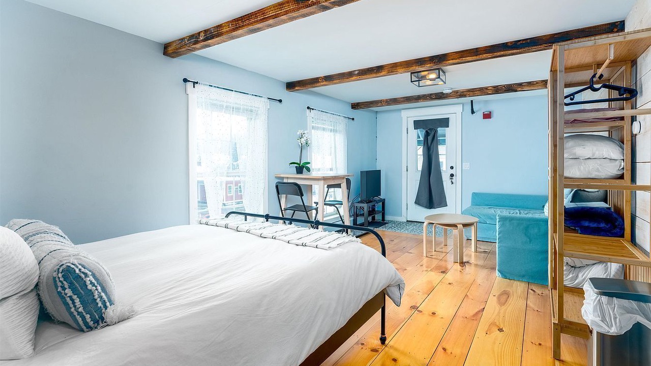 Photo of Bedroom in Stowe Village Historic District