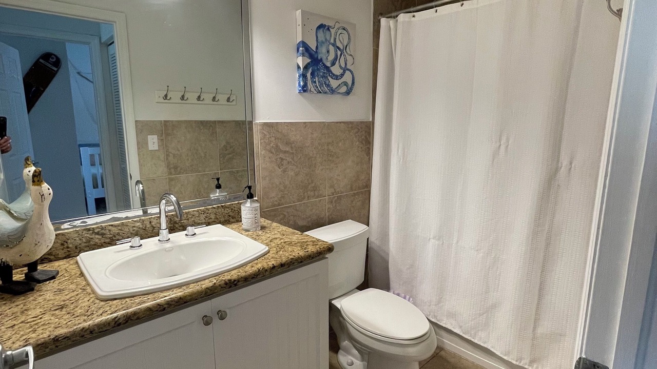 Photo of Bathroom in Alice Town