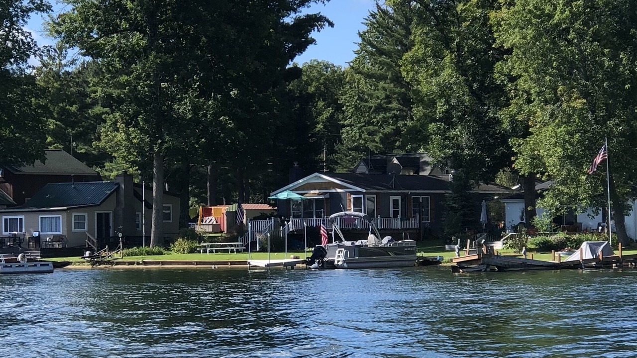 Photo of Outdoor in Six Lakes