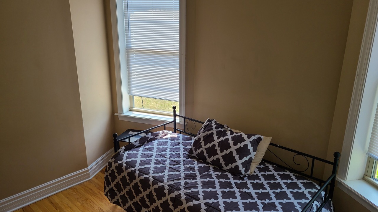 Photo of Bedroom in Grand Boulevard