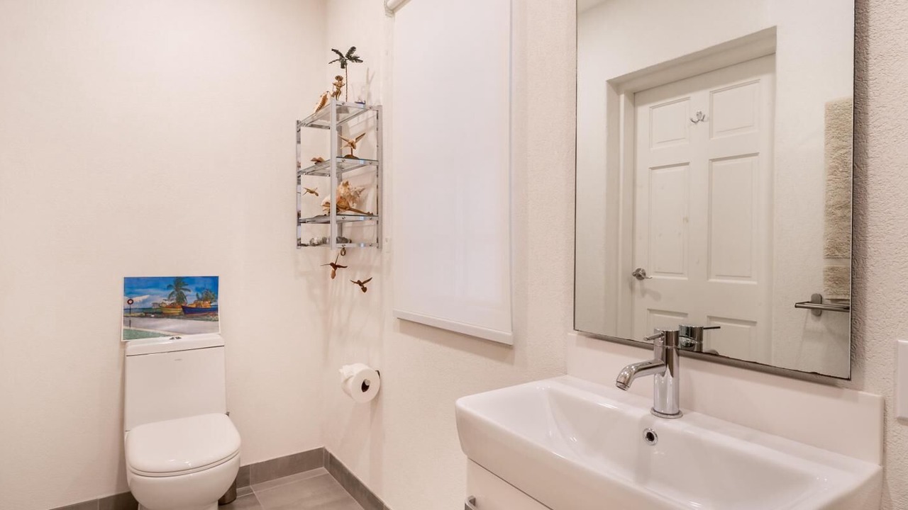 Photo of Bathroom in Halcyon Heights