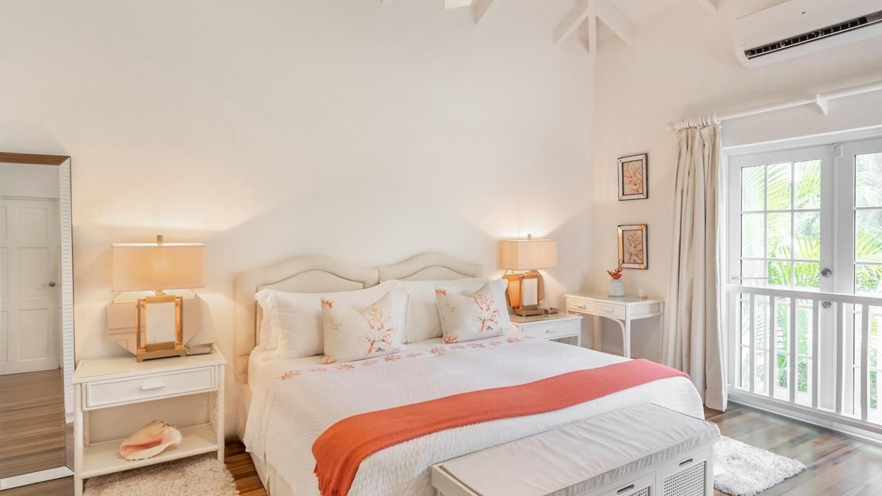 Photo of Bedroom in Halcyon Heights