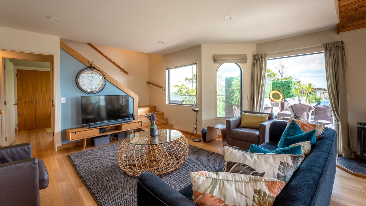 Photo of Livingroom in Onetangi