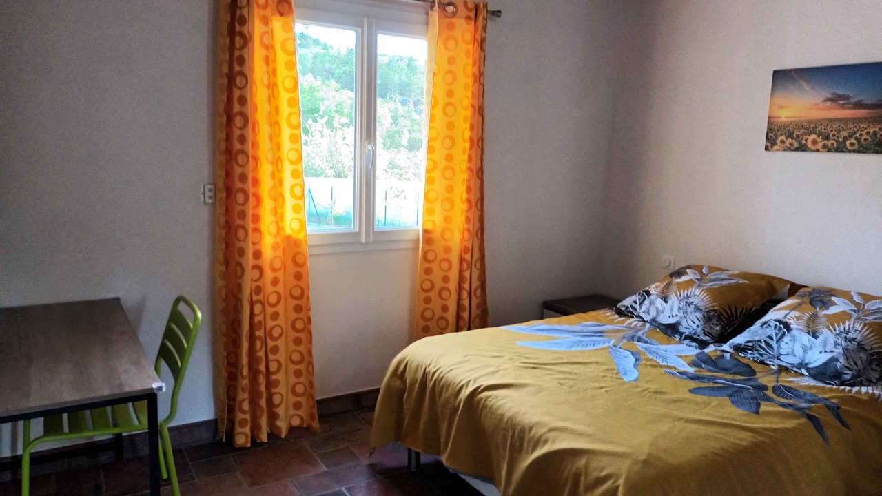 Photo of Bedroom in Vesseaux