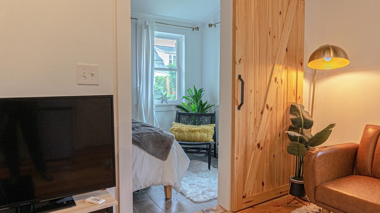 Photo of Livingroom in Lincoln Park