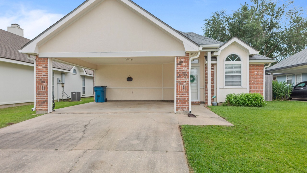 Photo of Outdoor in Lafayette