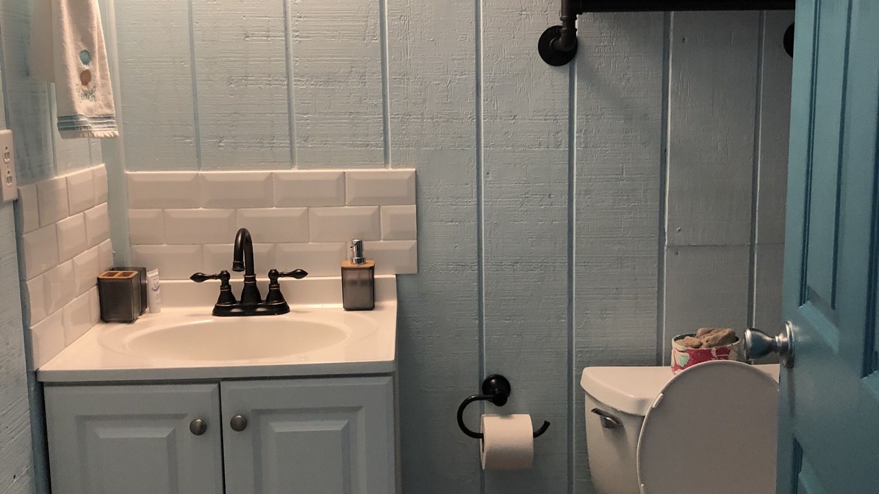 Photo of Bathroom in Cartwright