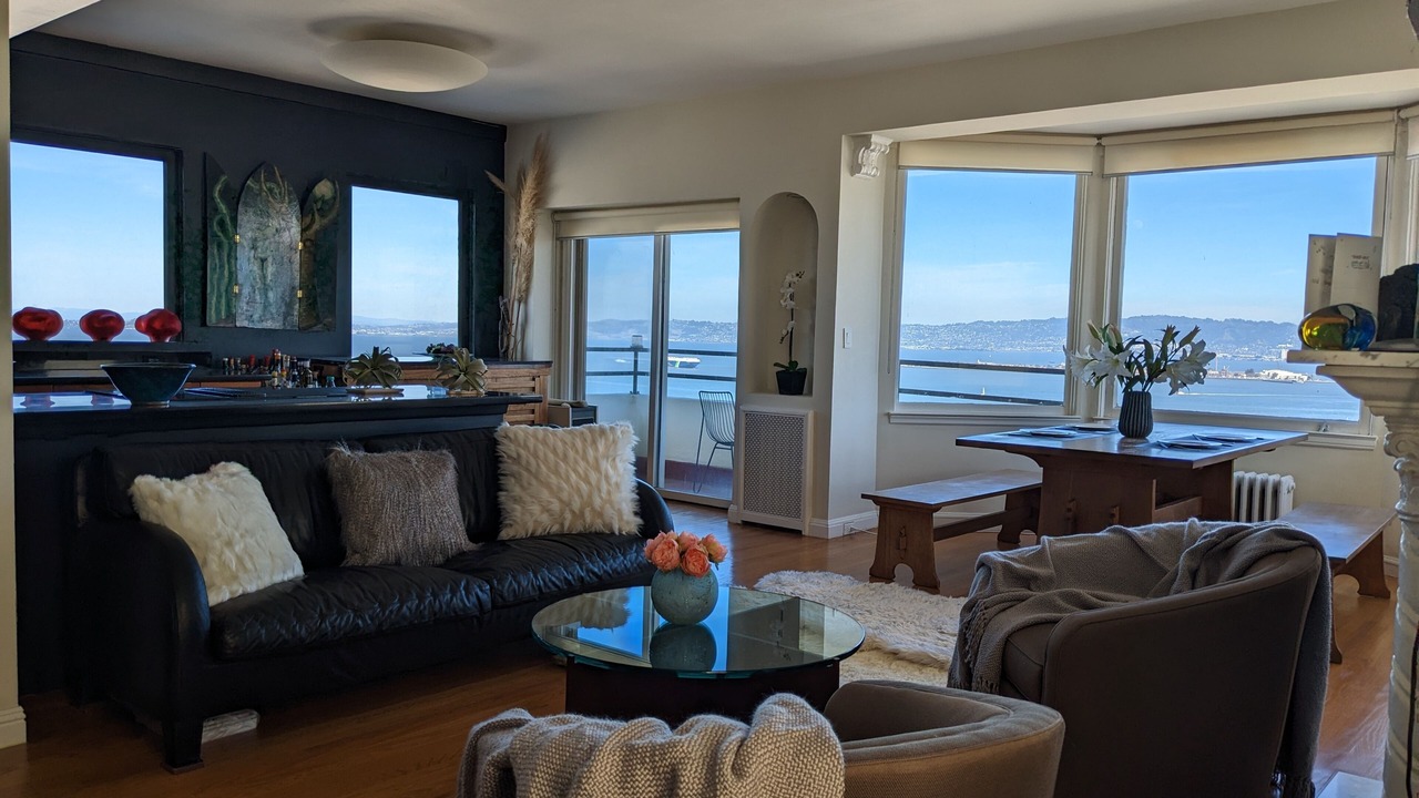 Photo of Bedroom in Russian Hill