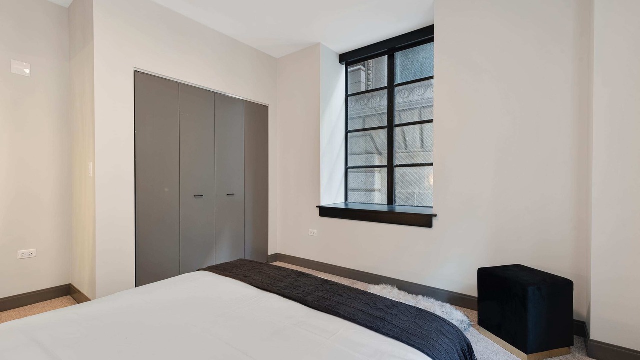 Photo of Bedroom in Downtown Chicago