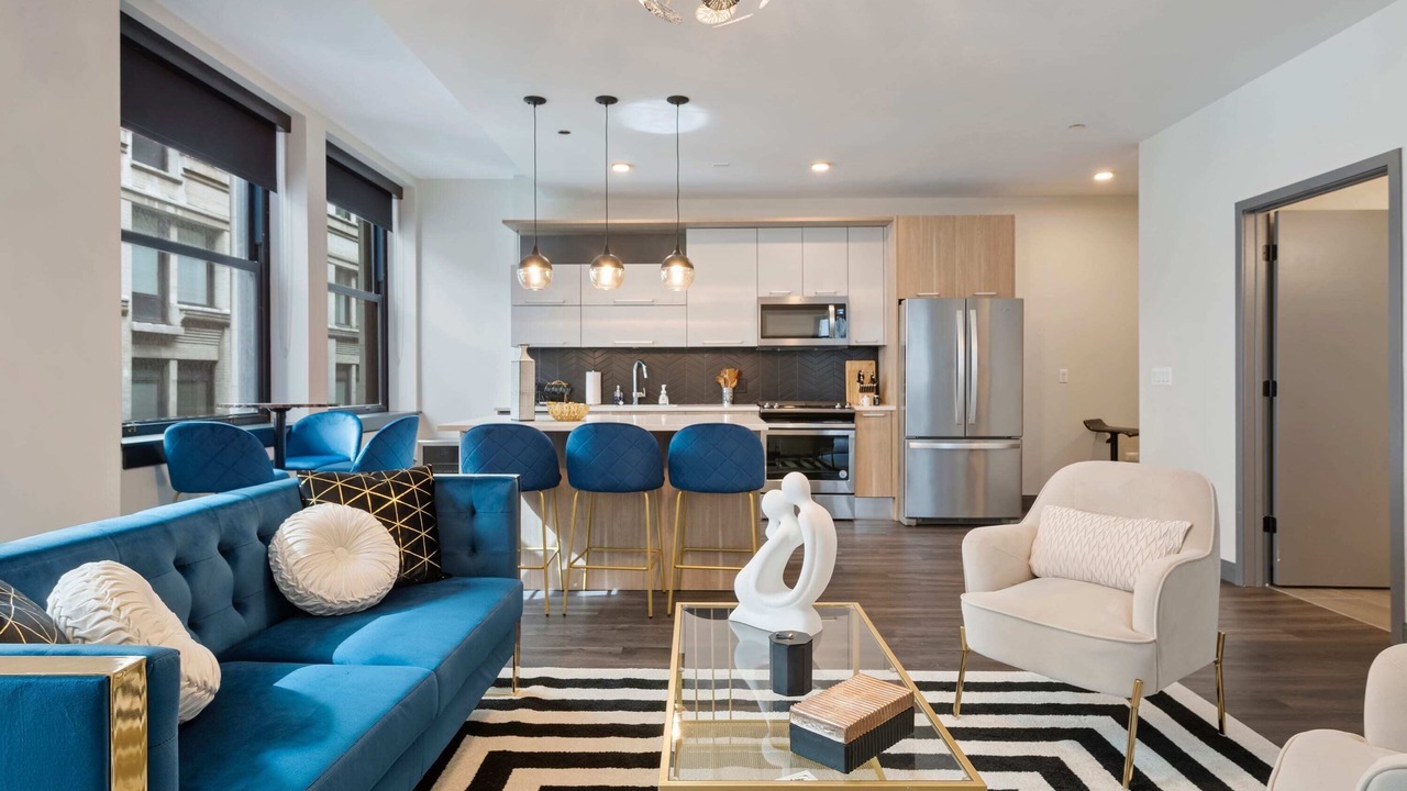 Photo of Livingroom in Downtown Chicago