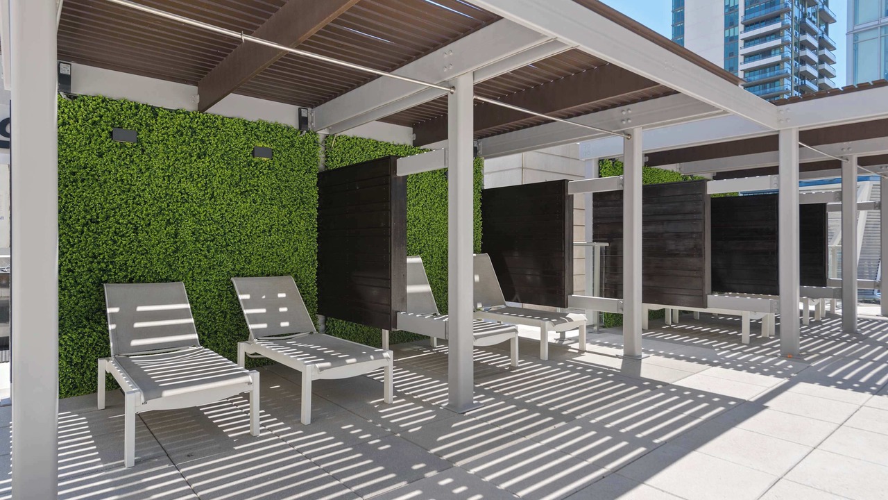 Photo of Patio Balcony in Downtown Chicago
