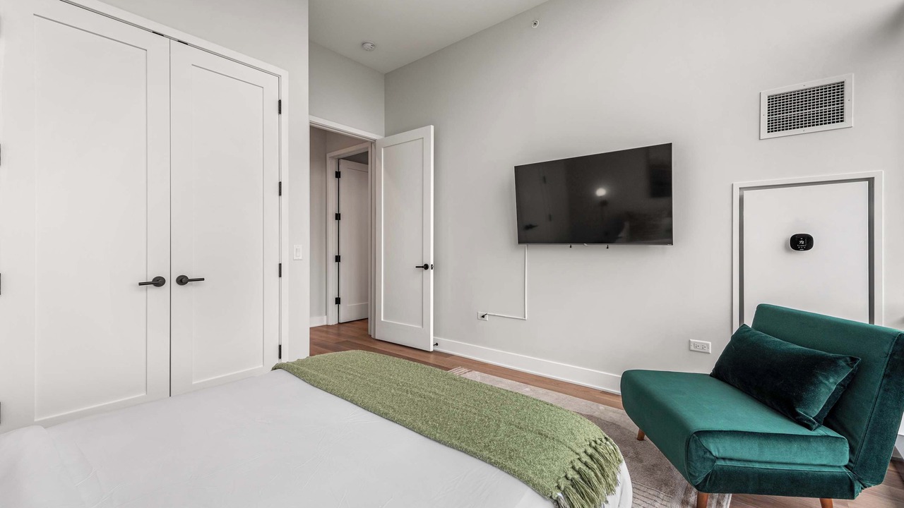 Photo of Bedroom in River West