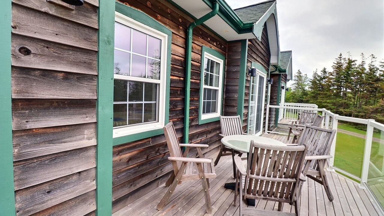 Photo of Patio Balcony in Little Pond