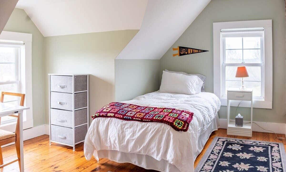 Photo of Bedroom in Town of Delaware
