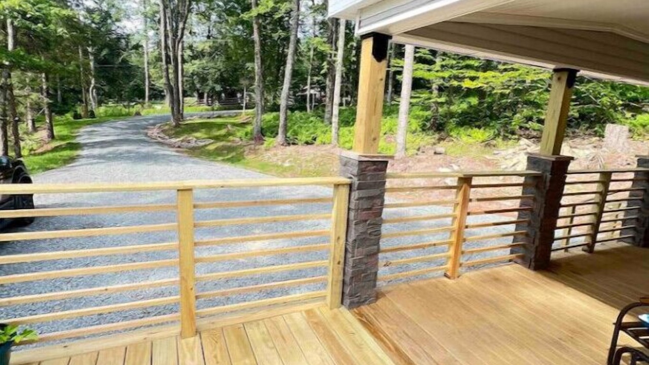 Photo of Patio Balcony in Parksville