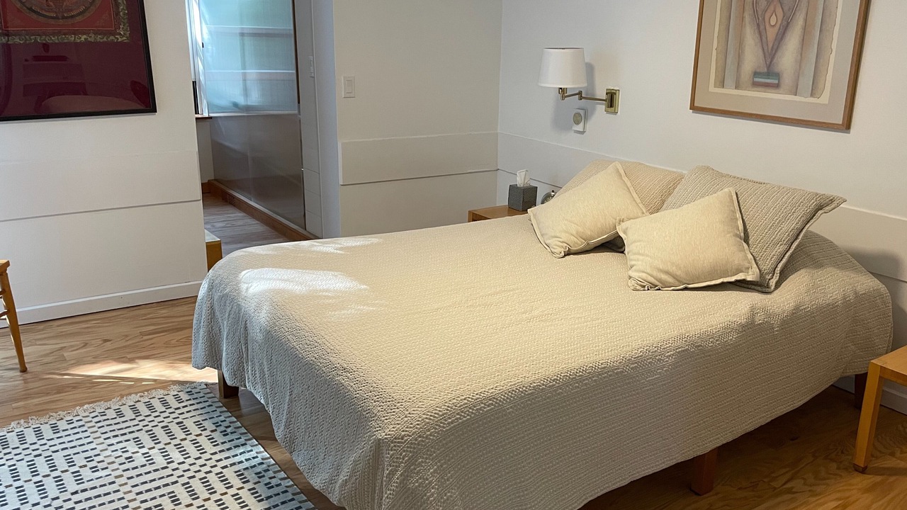 Photo of Bedroom in Clinton