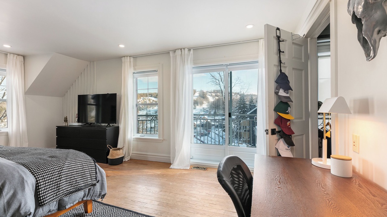 Photo of Bedroom in Bromont
