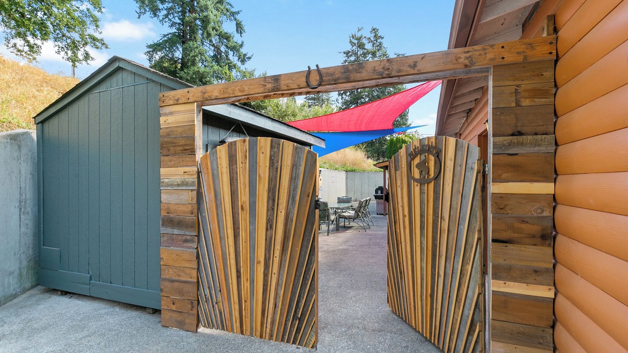 Photo of Outdoor in La Center