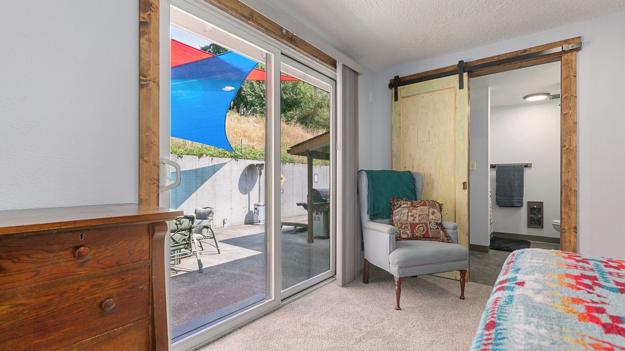 Photo of Bedroom in La Center