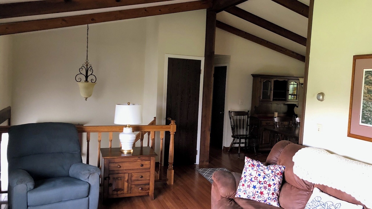 Photo of Livingroom in Muncy
