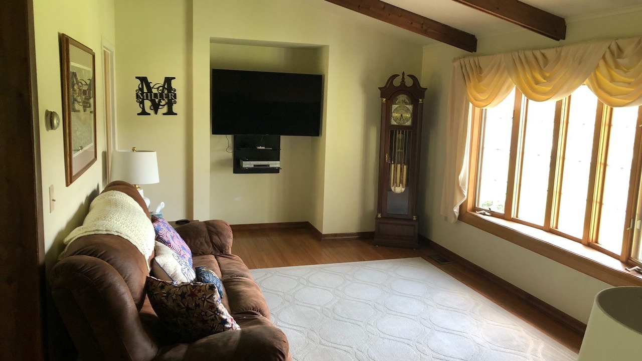 Photo of Livingroom in Muncy