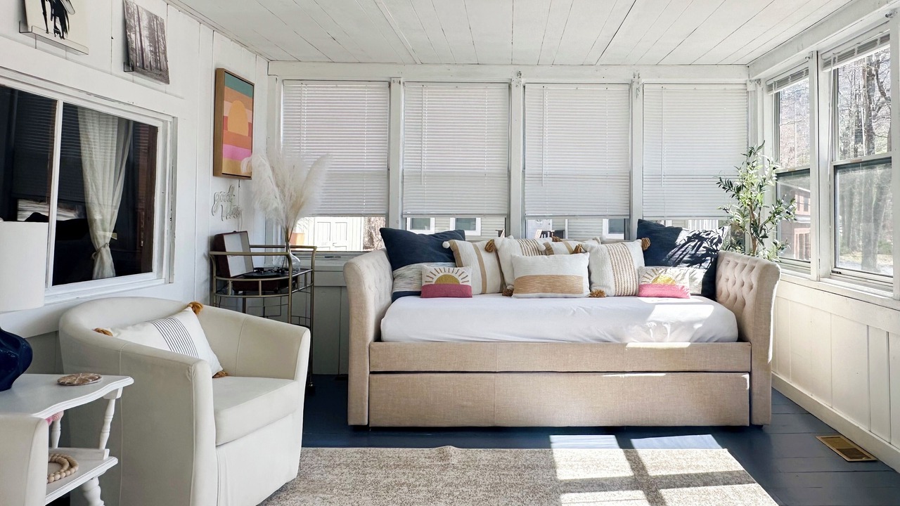 Photo of Livingroom in Salisbury