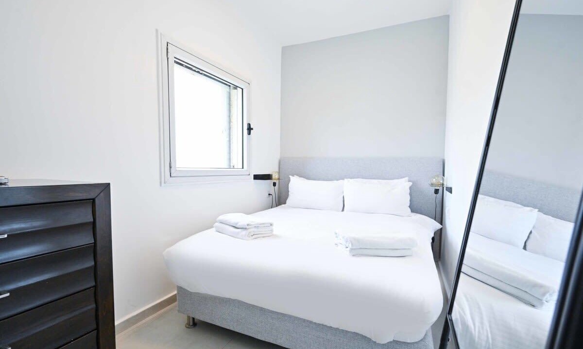 Photo of Bedroom in Kerem HaTeimanim
