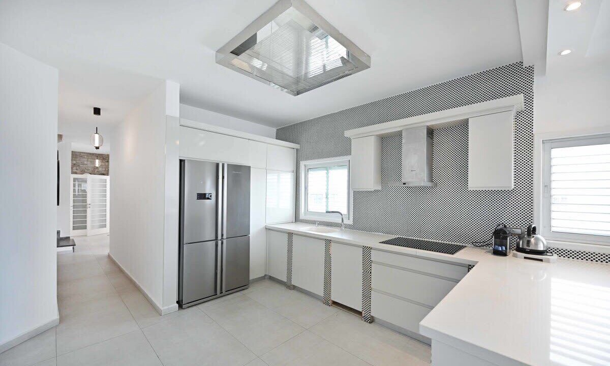 Photo of Kitchen in Kerem HaTeimanim