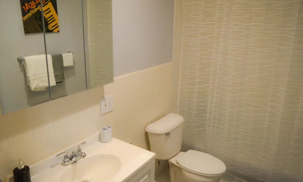 Photo of Bathroom in West Ridge