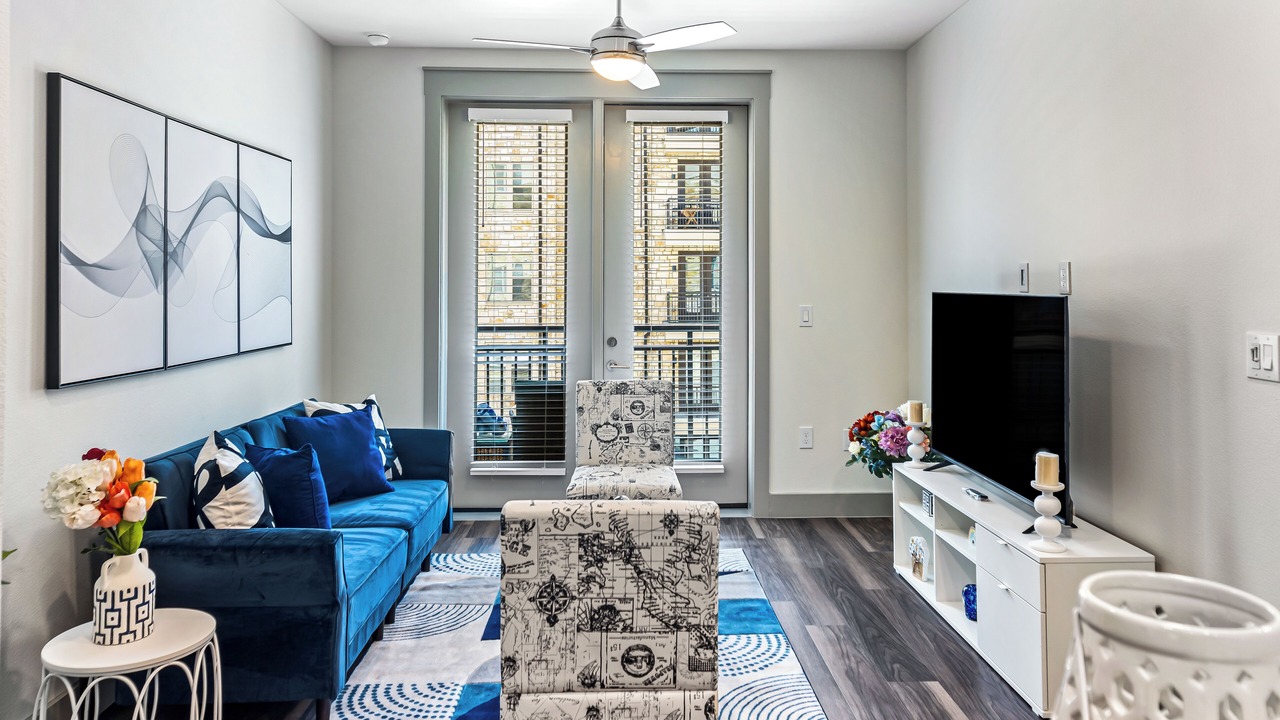 Photo of Livingroom in Addison