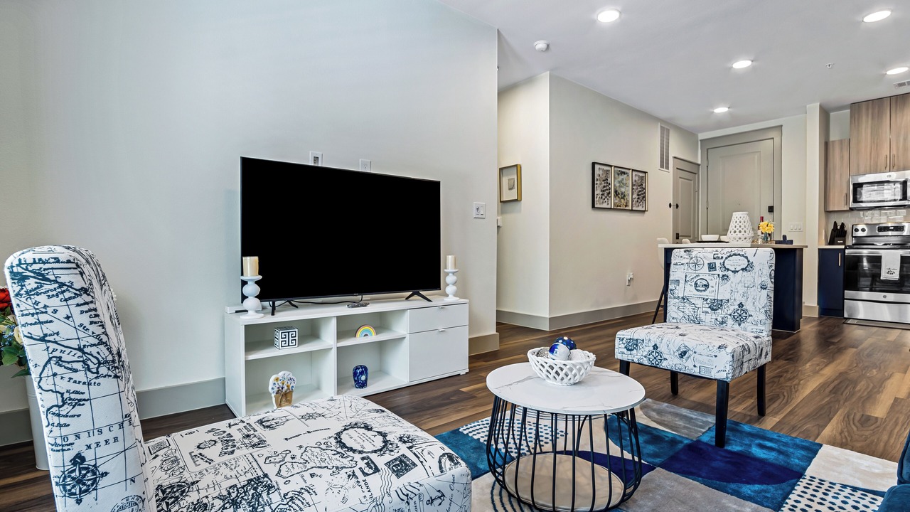 Photo of Livingroom in Addison