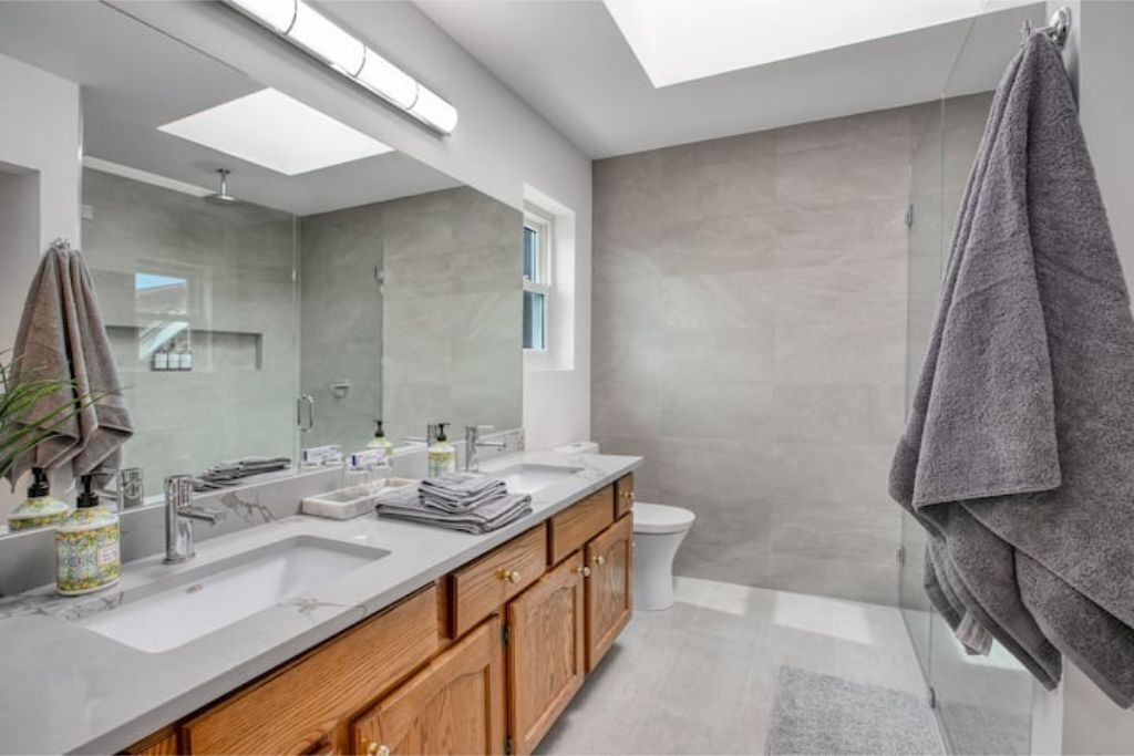 Photo of Bathroom in Kitsilano