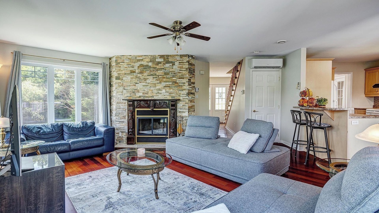 Photo of Livingroom in Sutton