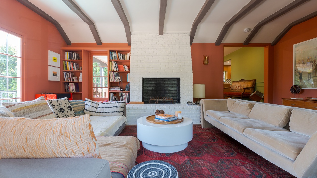 Photo of Livingroom in Hollywood Hills