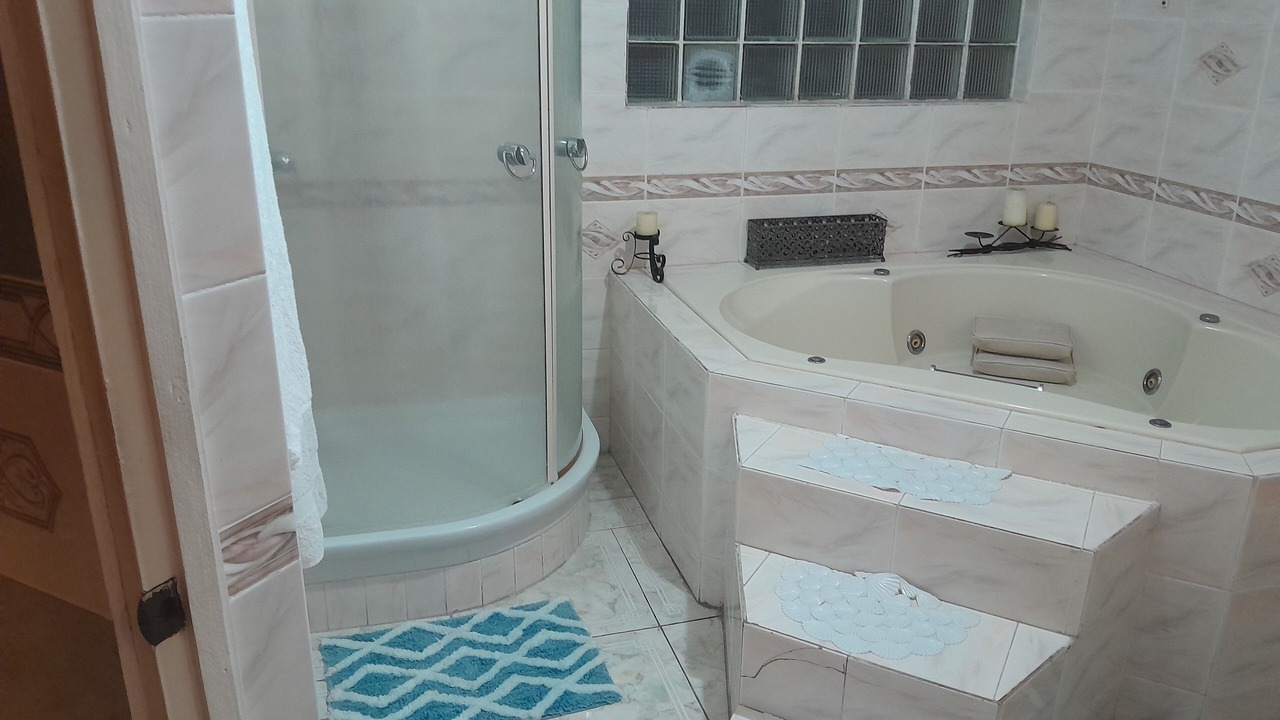 Photo of Bathroom in West Gate Hills