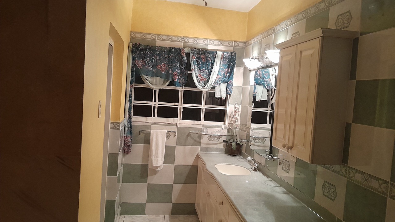 Photo of Bedroom in West Gate Hills