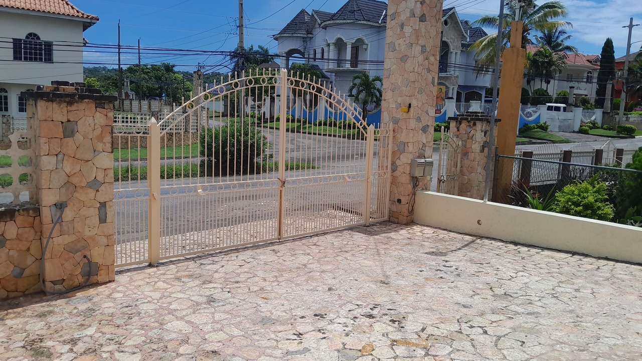 Photo of Outdoor in West Gate Hills